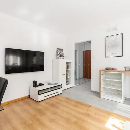 Nature & By Renters Apartment Poznan