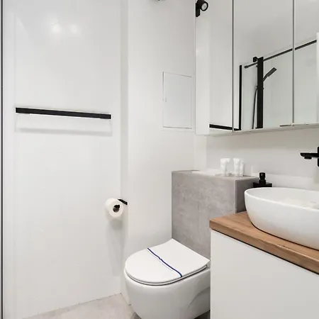 Nature & By Renters דירה